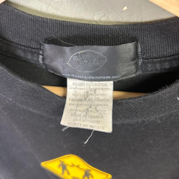 Mikes Hard Lemonade Chicago Hard Day Promo Large Modern Tee - Picture 4 of 5